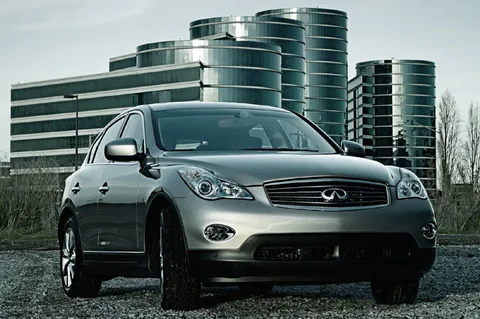 Infiniti EX EX37 Executive 2012 view 2