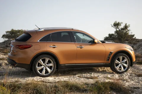 Infiniti FX FX30d S 2010 view 12