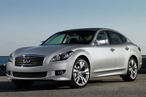 Infiniti M M30d S 2010 view 3