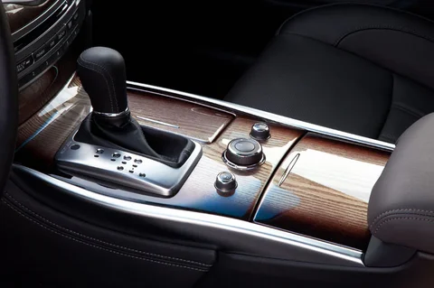 Infiniti M M30d S 2010 view 7
