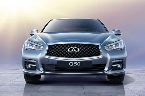 Infiniti Q50 2.2d 2013 view 11