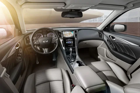 Infiniti Q50 2.2d 2013 view 3