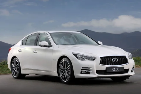 Infiniti Q50 2.2d 2013 view 10