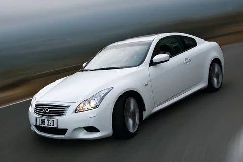 Infiniti Q60 S Coupé 2013 view 9