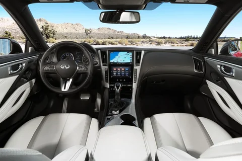 Infiniti Q60 2.0T Premium Tech 2016 view 5