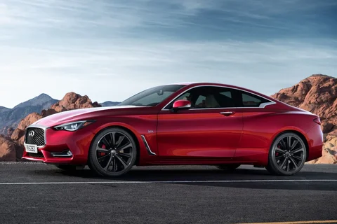 Infiniti Q60 2.0T Premium Tech 2016 view 6