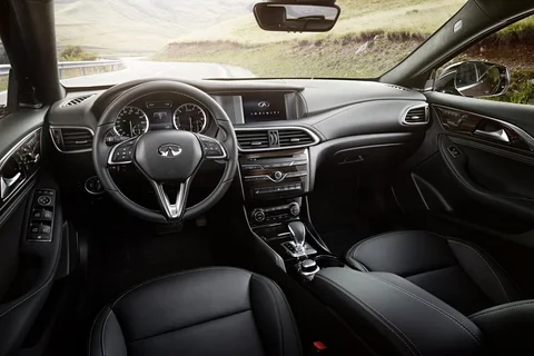 Infiniti QX30 2.2d AWD Luxe Tech 2018 view 4