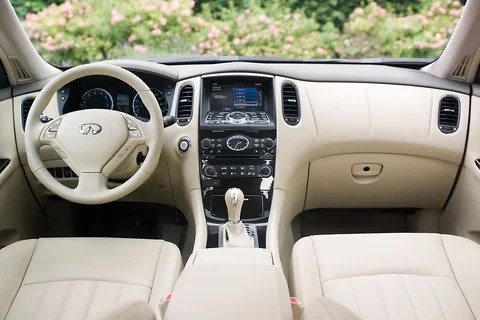 Infiniti QX50 3.0d 2014 view 7