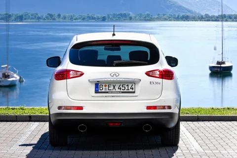 Infiniti QX50 3.0d 2014 view 9