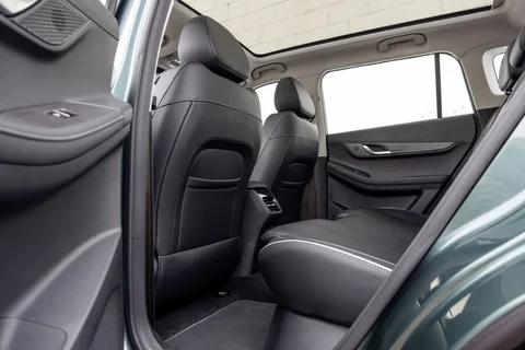 Jaecoo 5 HEV Exclusive 2025 view 5