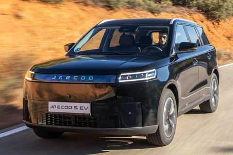 Jaecoo 5 EV Exclusive 2025 view 3