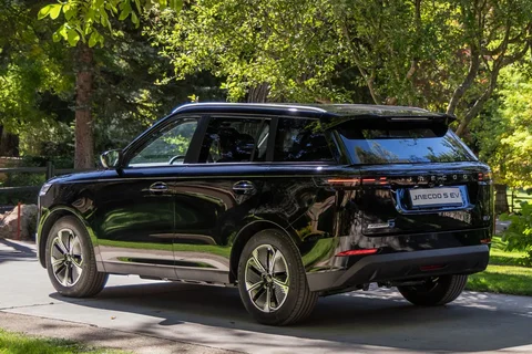 Jaecoo 5 EV Exclusive 2025 view 5