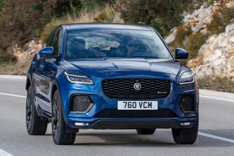 Jaguar E-Pace P270e AWD R-Dynamic S 2024 view 4