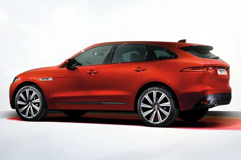 Jaguar F-Pace 35t AWD Portfolio 2015 view 5