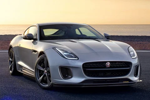 Jaguar F-type Coupé 2.0 i4 300hp 2017 view 8