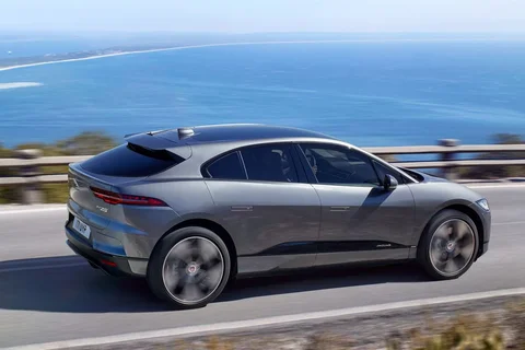 Jaguar I-Pace EV400 SE 2018 view 12
