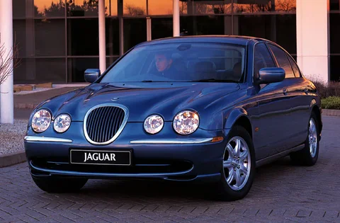 Jaguar S-Type 3.0 V6 1999 view 2