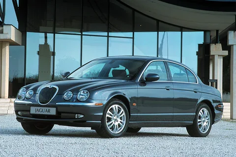 Jaguar S-Type 2.5 V6 Executive 2002 view 8