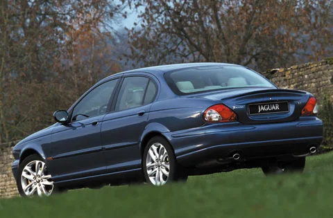 Jaguar X-Type 2.5 V6 Le Mans 2003 view 11