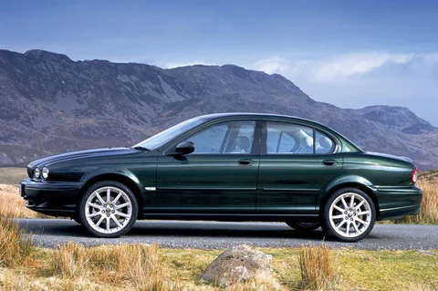 Jaguar X-Type 2.5 V6 Le Mans 2003 view 2