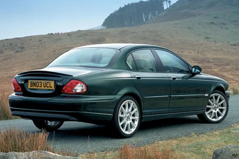 Jaguar X-Type 2.5 V6 Le Mans 2003 view 5