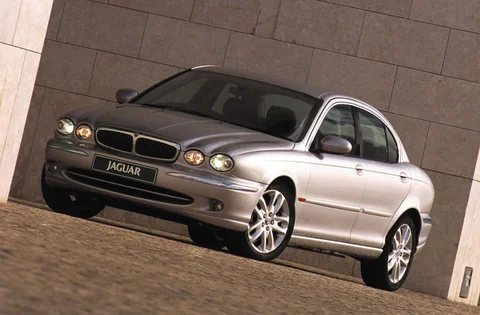 Jaguar X-Type 2.5 V6 Le Mans 2003 view 6