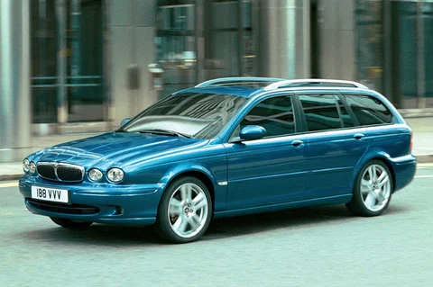 Jaguar X-Type Estate 2.2D Executive 2005 view 6