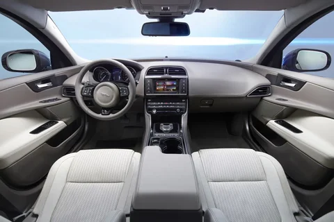 Jaguar XE 30t AWD Pure 2017 view 7