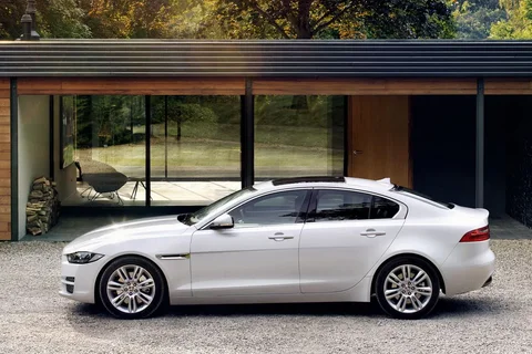 Jaguar XE 30t AWD Pure 2017 view 11