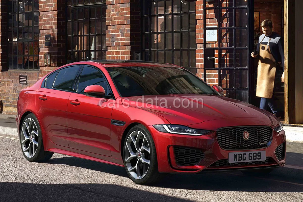 Jaguar XE D180 HSE 2019 front view