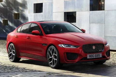 Jaguar XE D180 AWD SE 2019 view 9