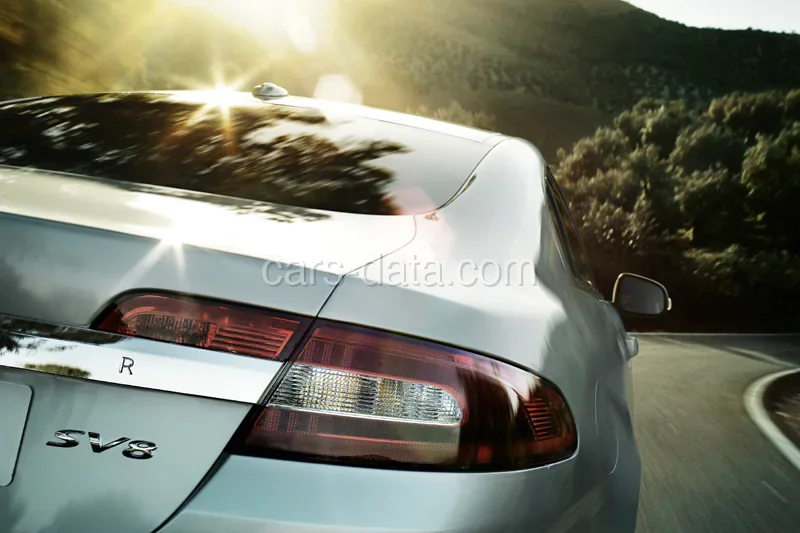 Jaguar XF 3.0D V6 S Pace 2010 front view