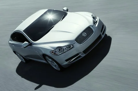 Jaguar XF 3.0D V6 S Pace 2010 view 4