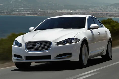 Jaguar XF 2.2D S Prestige 2014 view 2
