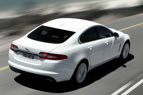Jaguar XF 2.2D S Prestige 2014 view 4