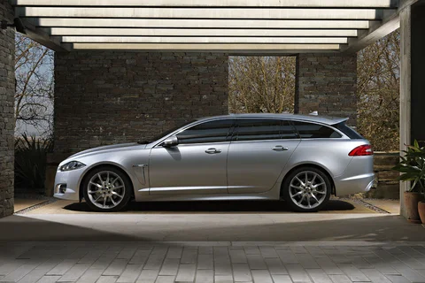 Jaguar XF Sportbrake 2.2D 2012 view 3