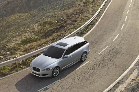 Jaguar XF Sportbrake 2.2D 2012 view 7