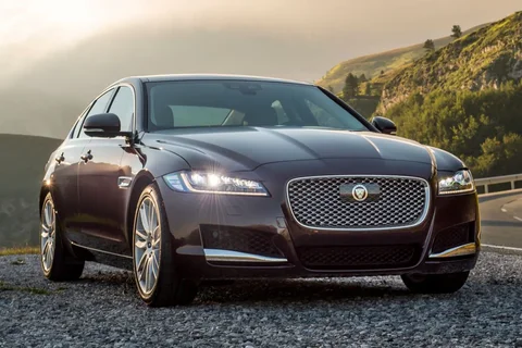 Jaguar XF E-Performance Pure 2015 view 3