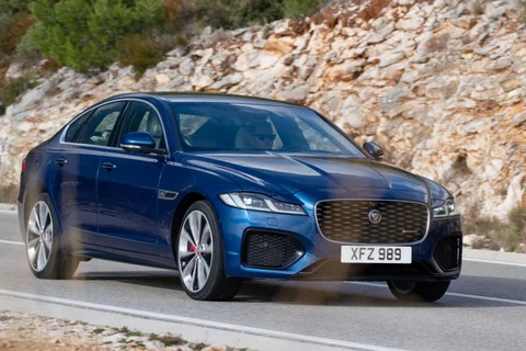 Jaguar XF D200 Dynamic SE 2020 view 5