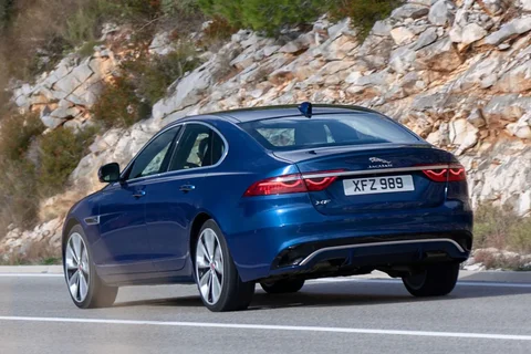 Jaguar XF D200 Dynamic SE 2020 view 8