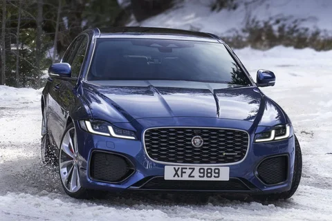 Jaguar XF D200 Dynamic SE 2020 view 9