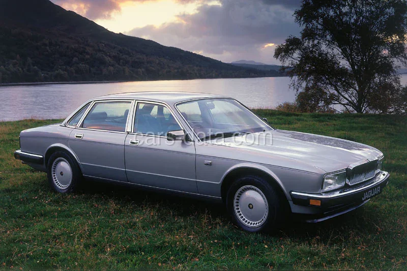 Jaguar XJ XJ12 1993 front view