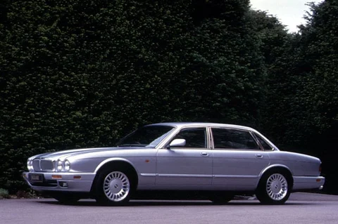 Jaguar XJ XJ6 3.2 1994 view 2