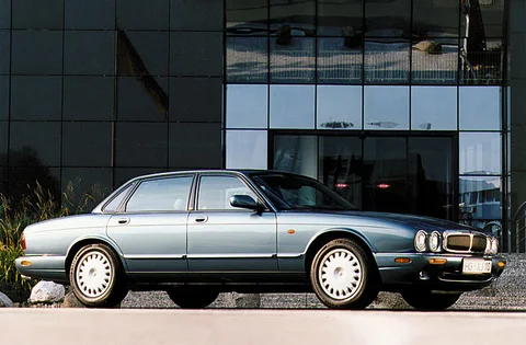 Jaguar XJ Sovereign 3.2 1997 view 5