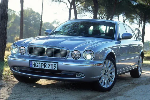 Jaguar XJ XJ6 3.0 Executive 2003 view 6
