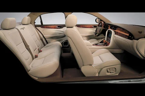 Jaguar XJ XJ6 3.0 Executive 2003 view 9