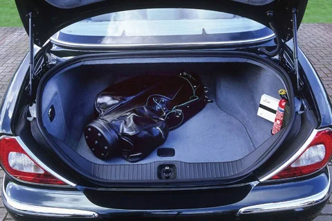 Jaguar XJ XJ6 3.0 Executive 2003 view 10