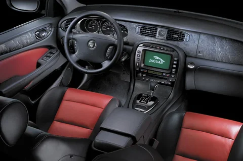 Jaguar XJ XJ6 3.0 Executive 2003 view 11