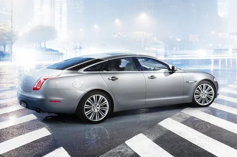 Jaguar XJ 2.0 SC Luxury 2012 view 9