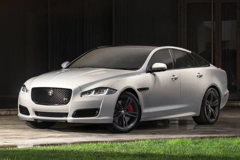 Jaguar XJ 2.0 SC Luxury 2015 view 4
